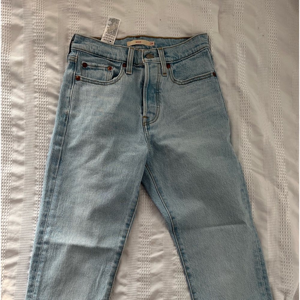 Levi jeans